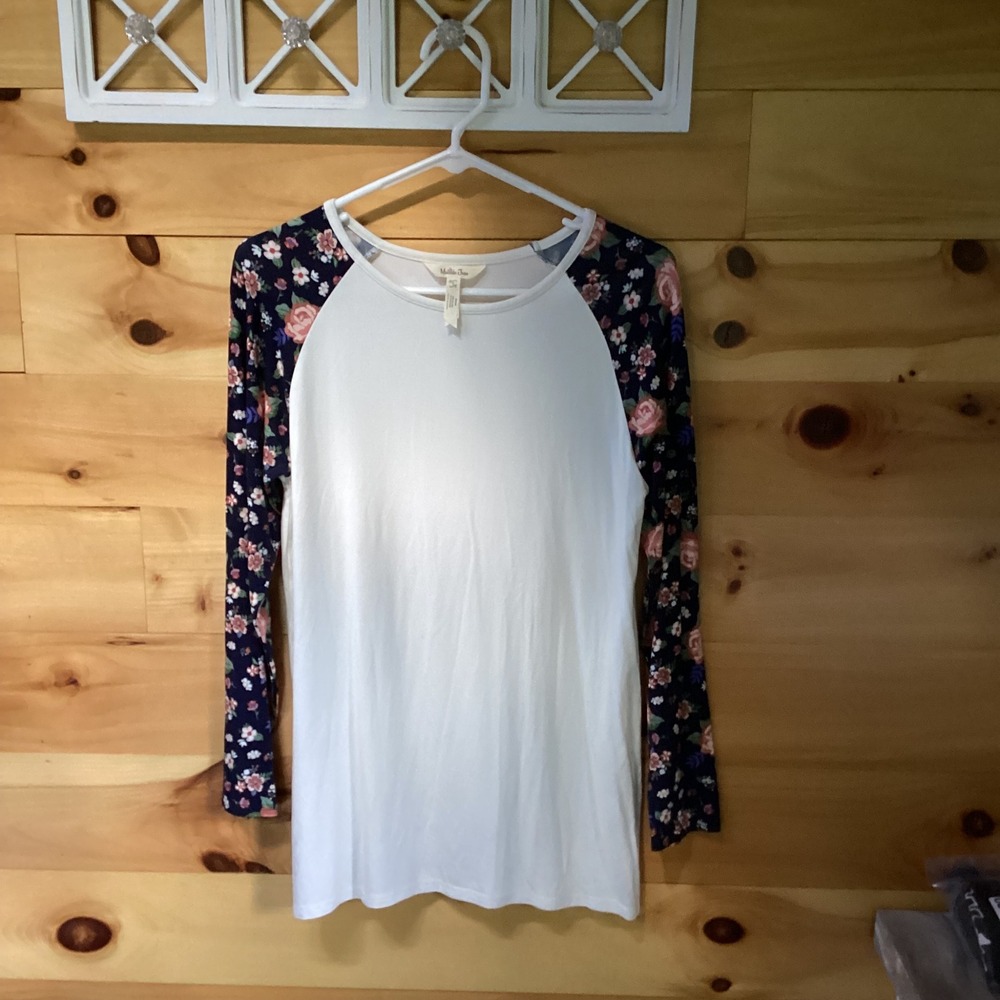 Matilda‎ Jane Womens Small Floral Raglan Long Sleeve Baseball Tee White Navy